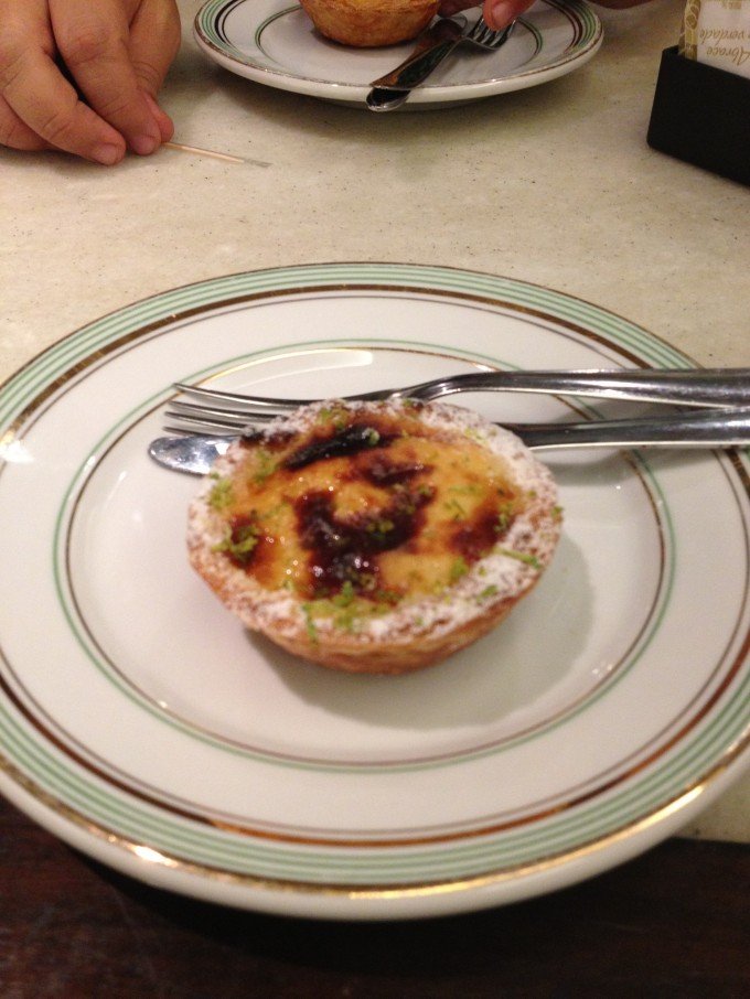 [Pastel de Caipirinha - unindo o tradicional com o moderno, sabor exótico e interessante, vale a pena conferir.]