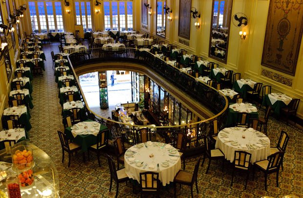 [Salão - Confeitaria Colombo Centro - Foto: Confeitaria Colombo]