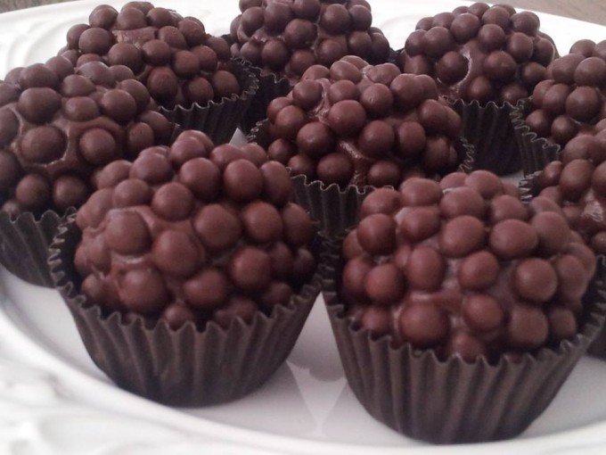 [Nobre e perfeitamente bom! Foto: Lulu Brigadeiro Gourmet]