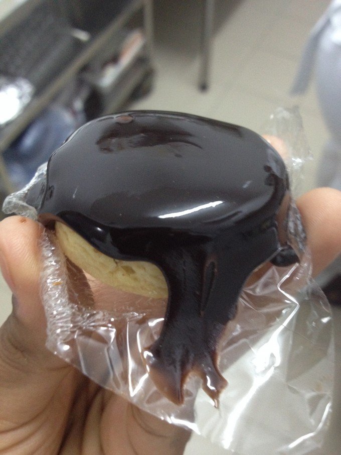 [Adoro os docinhos da Doces Sonhos, mas o Carequinha, rouba meu coração.]