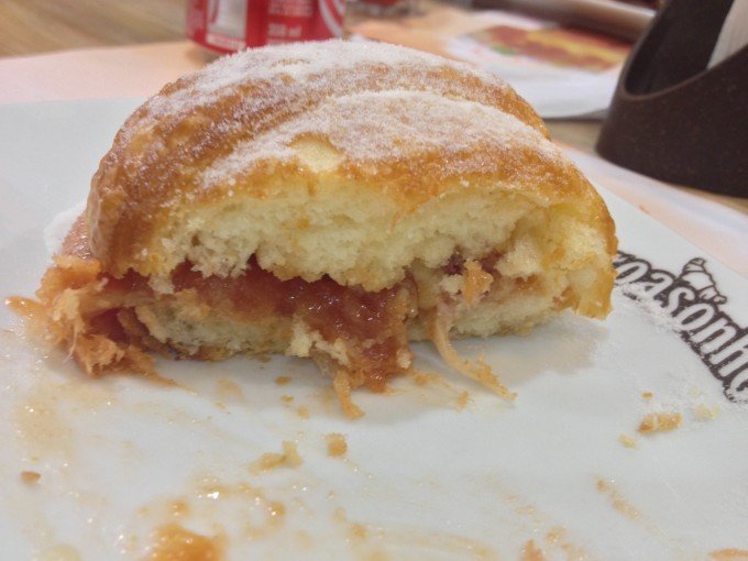 [Dá pra sentir o sabor de romantismo do casal mais romântico]