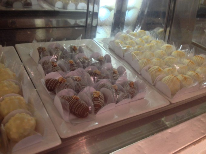 [doces e mais doces..]