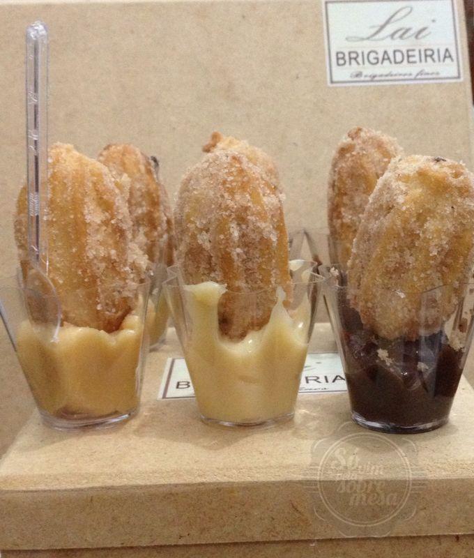[Para seu evento também a opção de brigadeiro no copinho - destaque para Brigadeiro Branco ou Preto com Churros ]