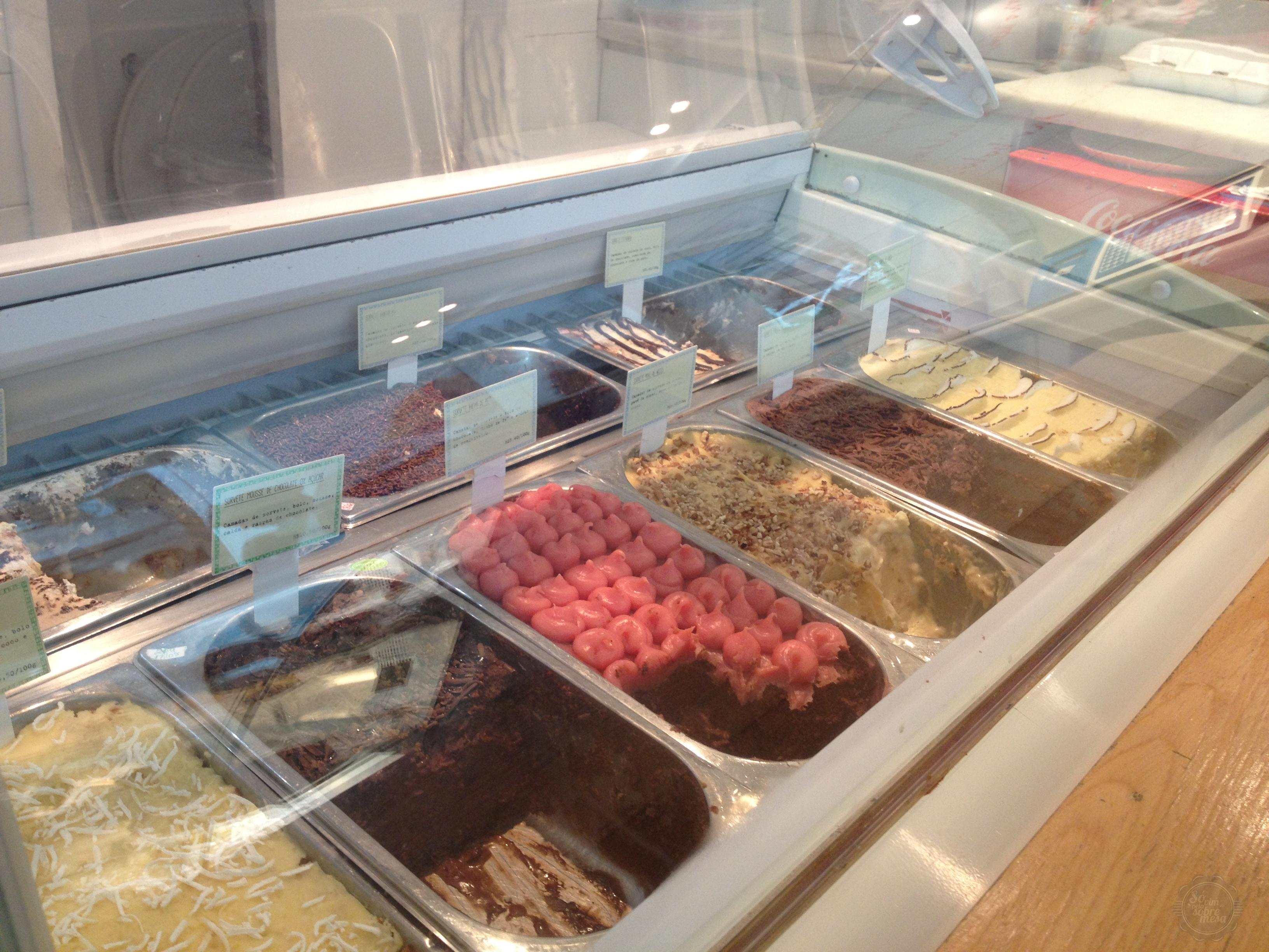 Amor aos Pedaços...