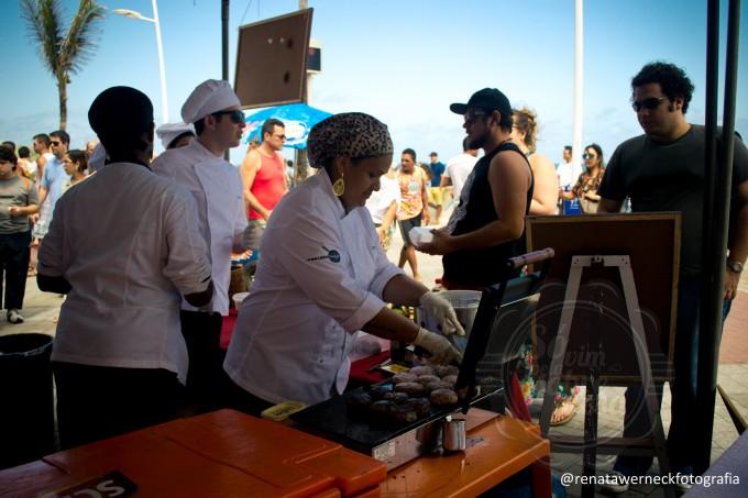 [#AFEIRA é democrática: tem para todos os gostos, todas as vontades...Do hamburger, do choripan, sorvete ao bolinho ou docinho. Tem diet, light e engordiet]