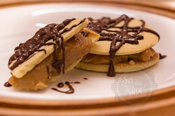 [O Alfajor estava sensacional, leve e suave e muito, mas muito recheado]