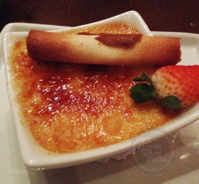 [Crème Brûlée do Bistrot du Vin - um dos mais gostosos que provei]