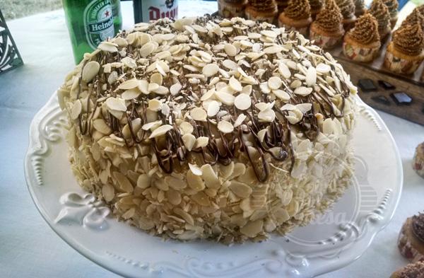 [Avelã, Chocolate e Amêndoas - sempre um charme e muito sabor]