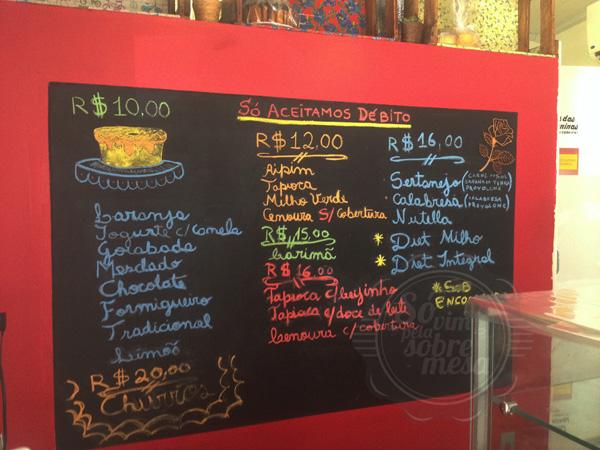 [O quadro negro ganha vida com o menu colorido]