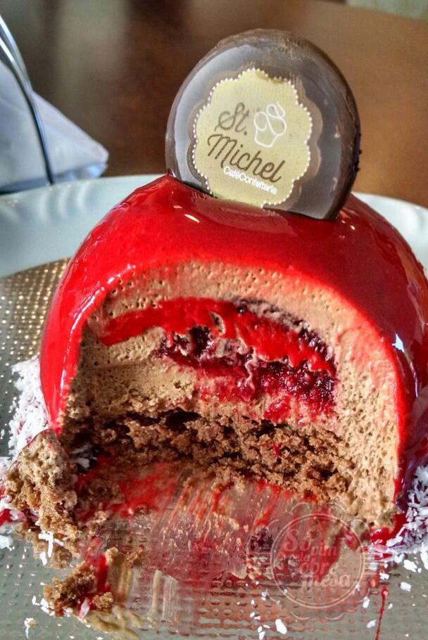 [Rainha de Copas - criação do Chef Gustavo Candotta, uma adaptação do entremet]