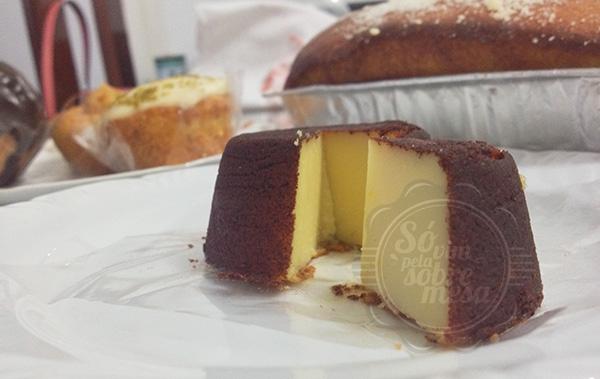 [Destaque para o Bolo de Milho Cremoso com Casquinha de Canela]