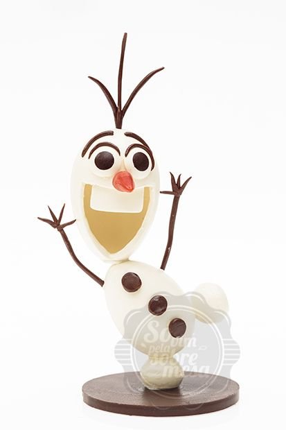 [Olaf - o lindo bonequinho de neve do filme Frozen. Foto: Saint Michel Confeitaria]