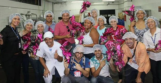 [Todos felizes e contentes com seus Ovinhos de Páscoa!]