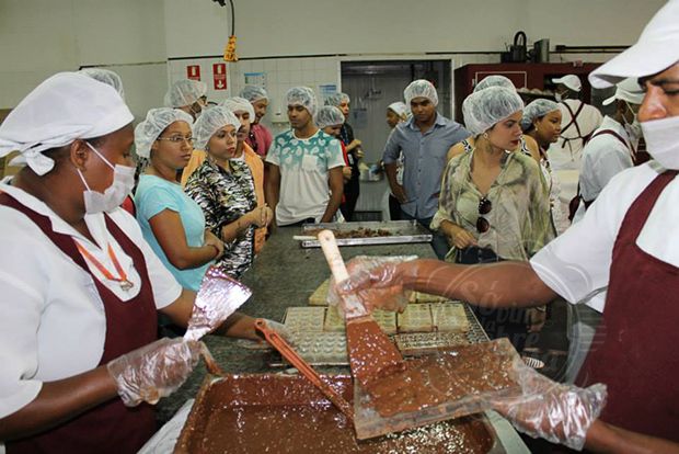 [Huuum ...e o cheirinho de chocolate heim?! Que delícia]