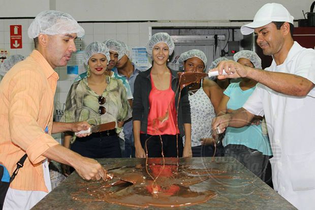 [..ou melhor: no Chocolate]