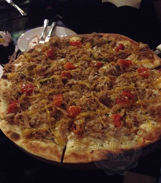 [Pernil com Chutney de Manga - uma pizza agridoce e maravilhosa]