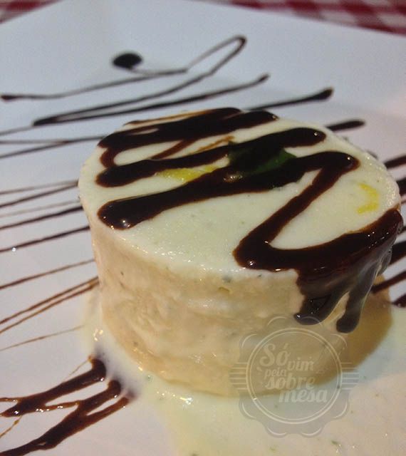 [Mousse de Basílico - sensacional e incrivelmente bom]