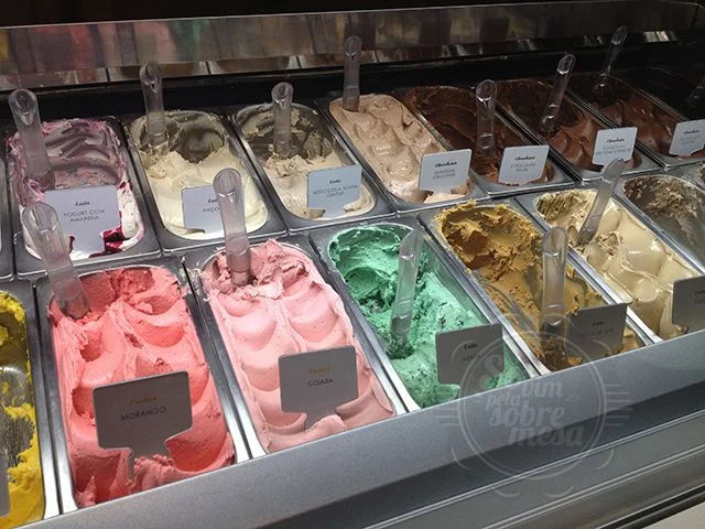 [Vitrine super chamativa...]