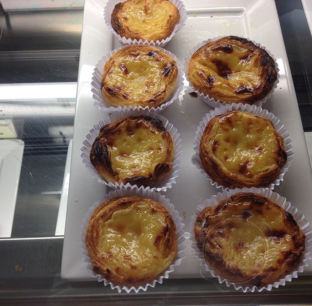 [Um dos melhores Pastéis de Nata - Belém - que já provei. Tudo muito bem feito e caprichado na Doce de Portugal]
