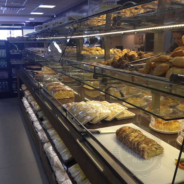 [Na parte da Padaria tem de tudo e huuum divinamente deliciosas as coisas]