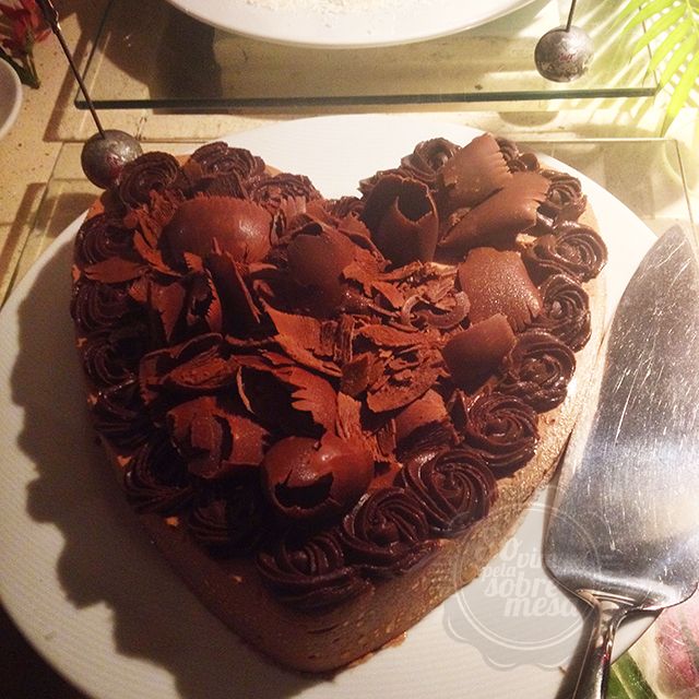 [Sobremesas impecáveis: Torta Mousse, Manjar de Coco, Pudim, Tartelette de Morango, Entremet de Caramelo]