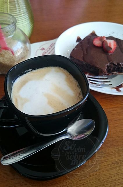 [Café com Leite ...de amêndoa - para tudo, saborosíssimo]