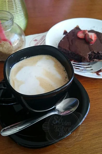 [Café com Leite ...de amêndoa - para tudo, saborosíssimo]