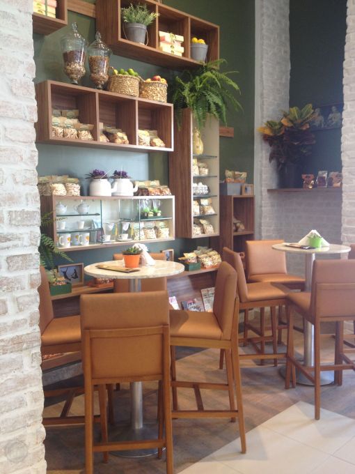 \[Um mini empório com sequilhos e biscoitinhos de fabricação própria\]