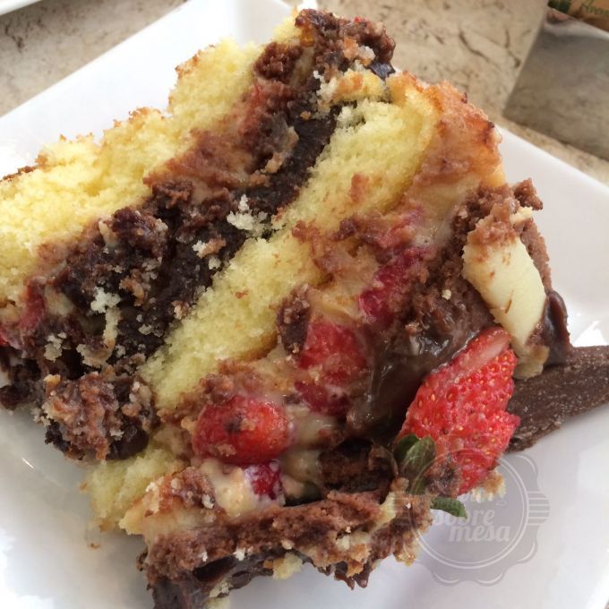 \[Das gordices com um toque mais leve por não ter cobertura, mas não perde de jeito nenhum a fofura e é bem molhadinha\]