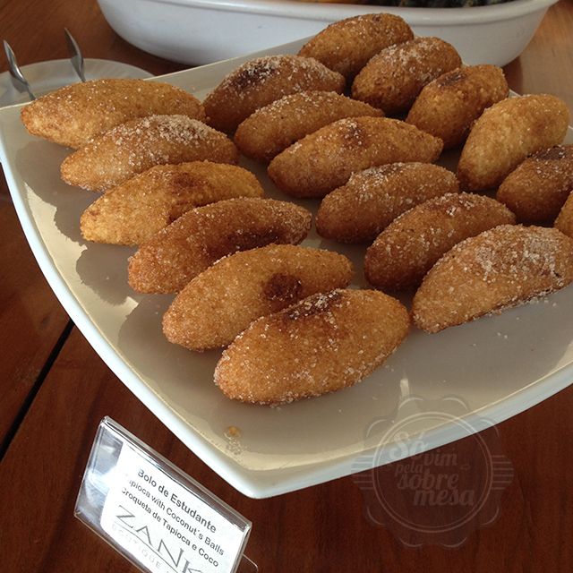 \[ Bolinho de Estudante \]