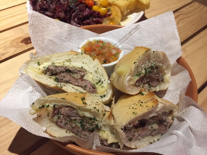 \[Sanduíche Mineirinho do Pátio\]