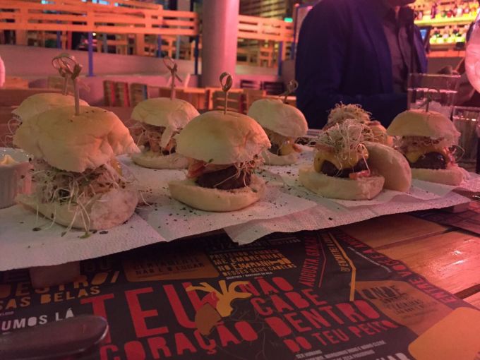 \[Hamburguinho no Capricho\]