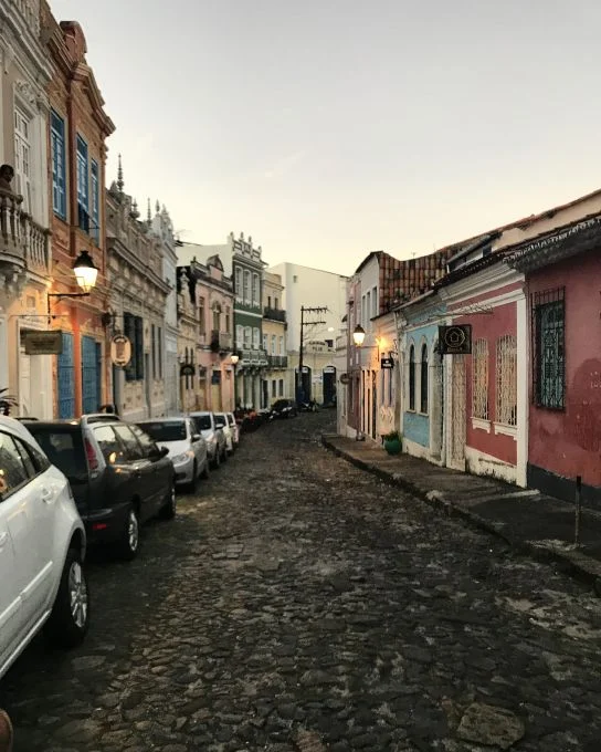 \[Santo Antonio Além do Carmo - história e arte em suas ruelas\]