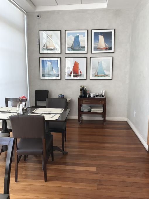 \[Detalhe no Restaurante\]