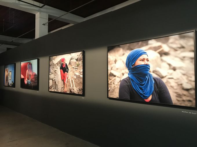 \[Exposição Fotográfica ´Mulheres de Pedra´ de Alexandre Augusto no Teatro Gregório de Mattos - até 30/07\]