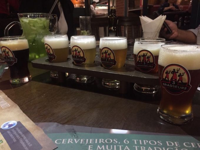 \[Possuem sua própria fabricação de cerveja e apenas são comercializadas no próprio restaurante. As duas que estão fora da tábua são as sazonais\]