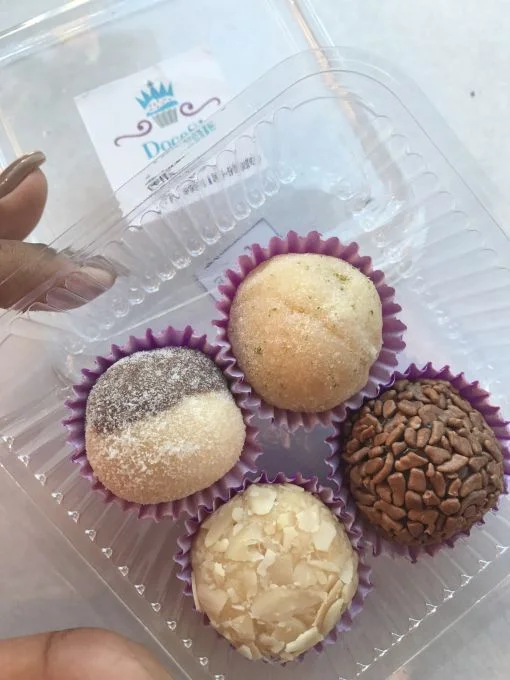 \[Amei todos que provei, mas o de Limão e o de Amêndoas me fizeram suspirar\]