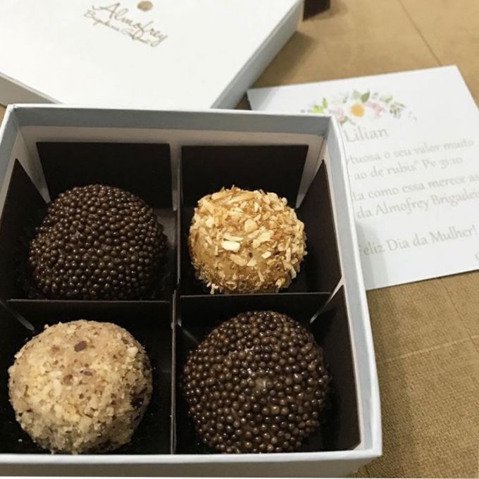 \[ @almofreybrigadeiria \]