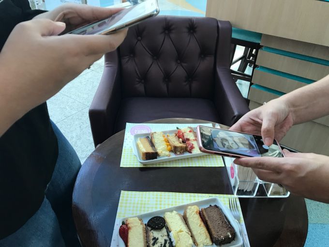 \[em boa companhia o Festival de Cheesecake Onira Café fica ainda mais perfeito\]