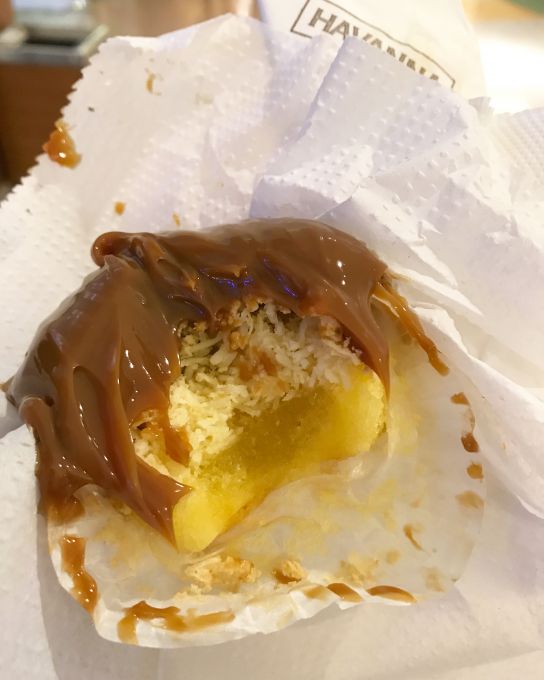 E esse casamento perfeito?! QUEIJADINHA COM DOCE DE LEITE... Super capricharam!\]