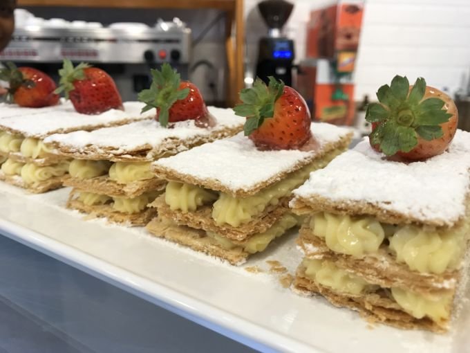 \[Instagram oficial: @santopaogourmet \]