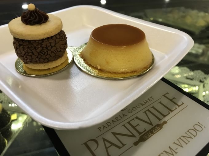 \[Instagram oficial: @paneville \]