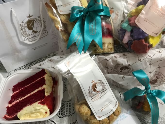 _Cesta que ganhei de aniversário. Recheada de quitutes e doçuras._