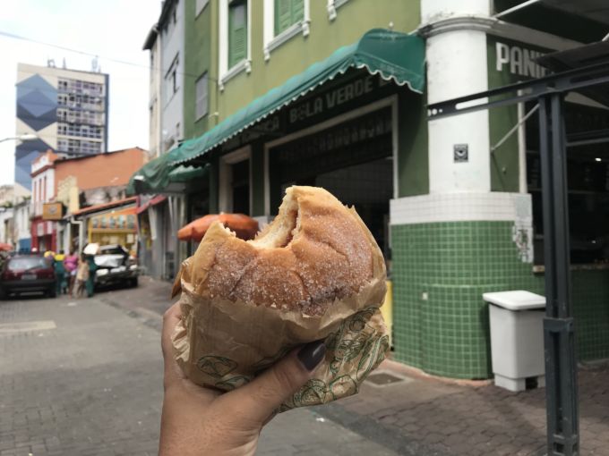 A Panificadora Bola Verde fica na Rua do Cabeça - 2 de Julho